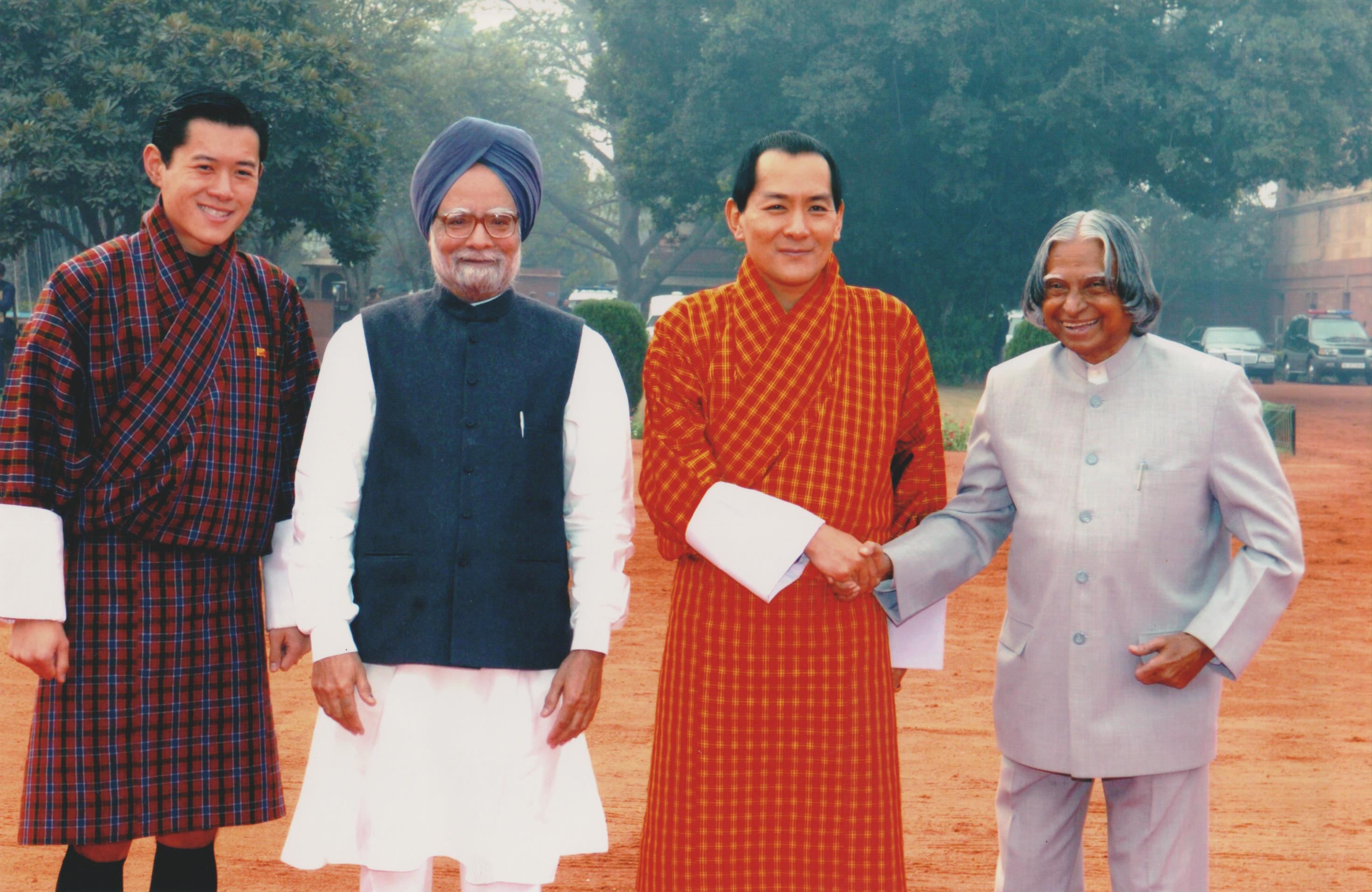 His Majesty Jigme Singye Wangchuck, The Fourth King of Bhutan and Jigme Khesar Namgyel Wangchuck, The Crown Prince of Bhutan with Shri A.P.J. Abdul Kalam, President of India, and Dr. Manmohan Singh, Prime Minister of India, New Delhi.
(2005) 
