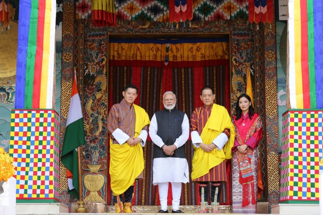 His Majesty The King of Bhutan Jigme Khesar Namgyel Wangchuck, His Majesty Jigme Singye Wangchuck, The Fourth King of Bhutan and Her Majesty The Queen of Bhutan with Shri Narendra Modi, Prime Minister of India, in Bhutan 
(17-18 August 2019) 
