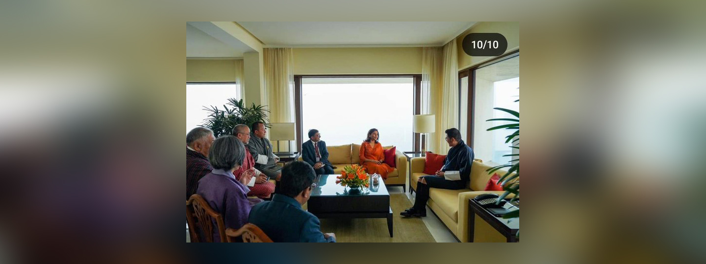  It was truly an honour to meet His Majesty King of Bhutan Jigme Khesar Namgyel Wangchuck. It was nice to hear his vision of his Kingdom of Happiness.