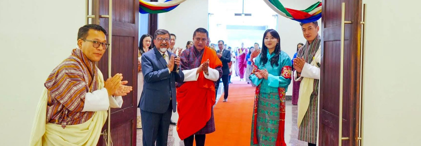  Amb Sudhakar Dalela joined HRH Ashi Eeuphelma Choden Wangchuck at the inauguration of exhibition at Royal Textiles Academy which showcased rich textile design & weaving traditions and cultural heritage of Bhutan.