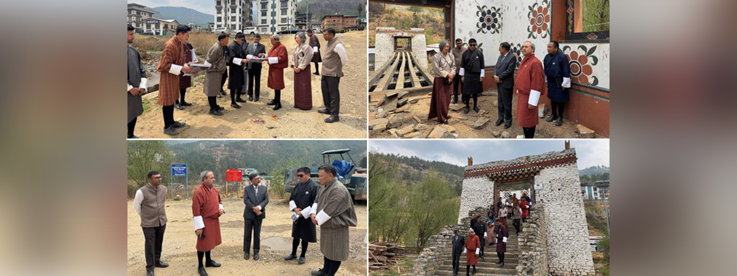  Ambassador @SudhakarDalela & FM Lyonpo D.N. Dhungyel reviewed HICDP projects in Thimphu—Bazaam at CFM & Urban Road Connectivity—under Bhutan’s 13th Five Year Plan with GoI partnership.