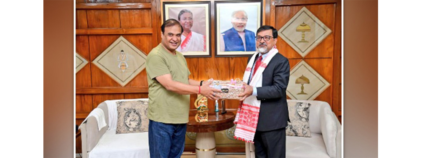  Ambassador Sudhakar Dalela called on Hon'ble Chief Minister of Assam Dr. Himanta Biswa Sarma.